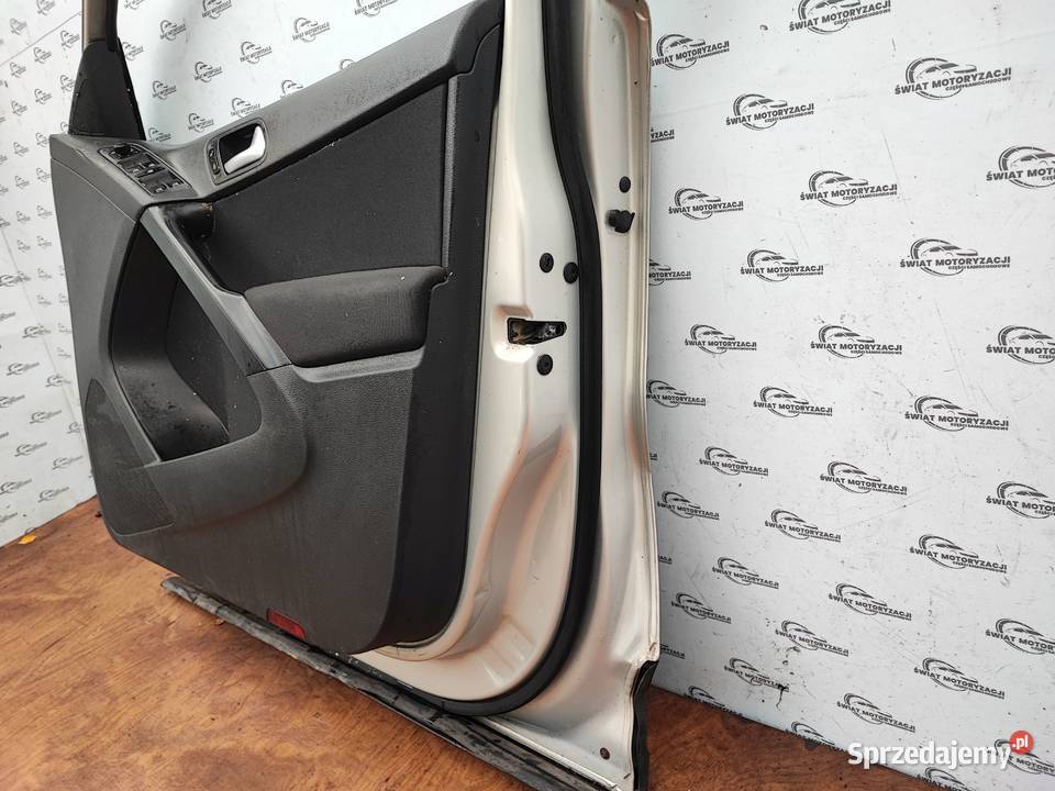 VOLKSWAGEN TIGUAN I 10r drzwi prawe przód osobowe Kielce sprzedam