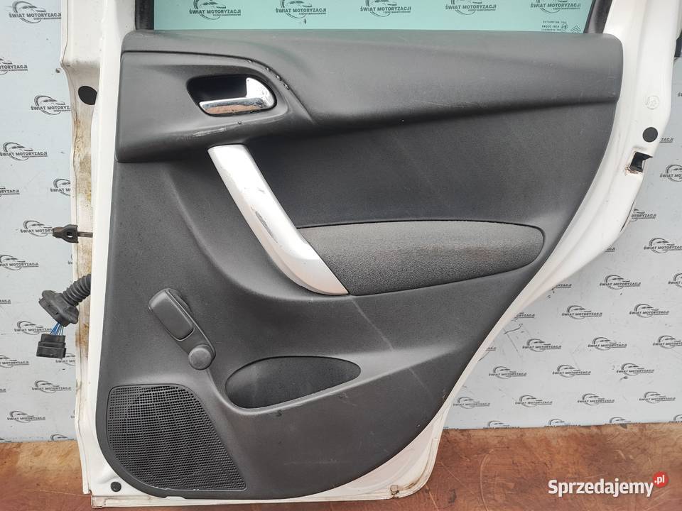 CITROEN C3 II 12r drzwi prawe tył Drzwi świętokrzyskie