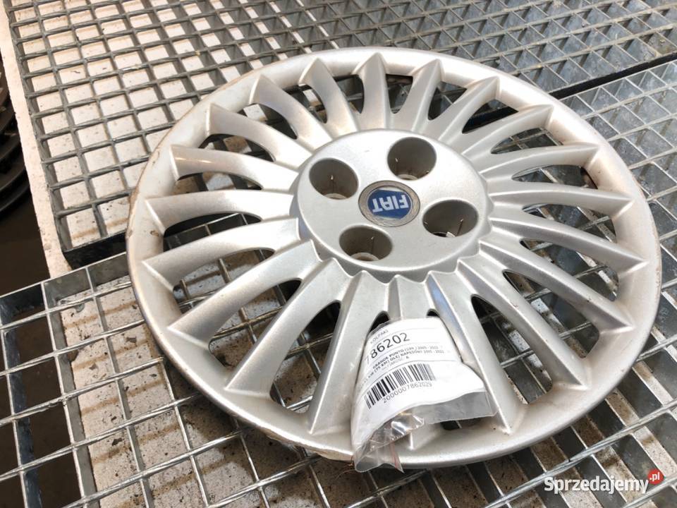 KOŁPAKI 15 FIAT GRANDE PUNTO sprzedam