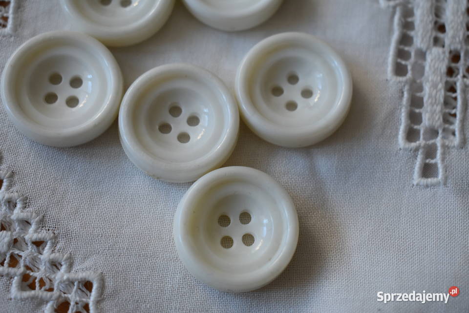 Guziki ubraniowe Warszawa