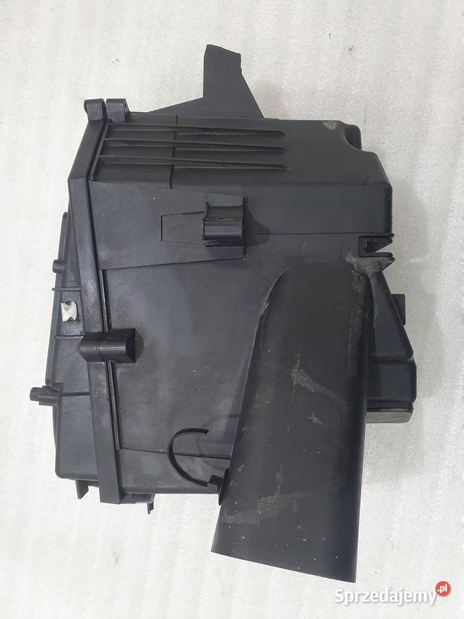 OBUDOWA FILTRA POWIETRZA VOLVO XC90 30636845 osobowe wielkopolskie sprzedam