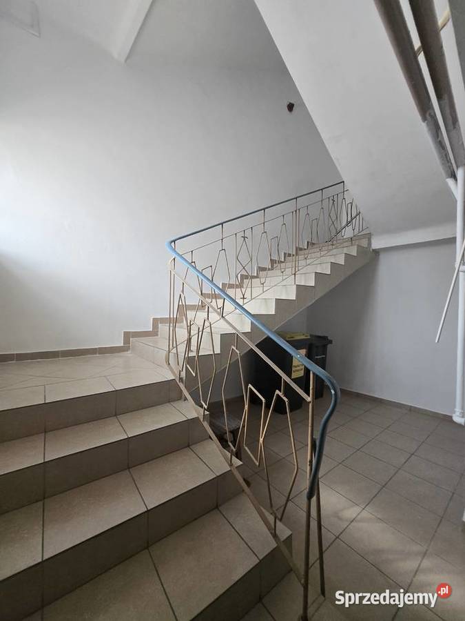Kamienica w centrum 250 m2 piętra mieszkalne i Ostrowiec Świętokrzyski