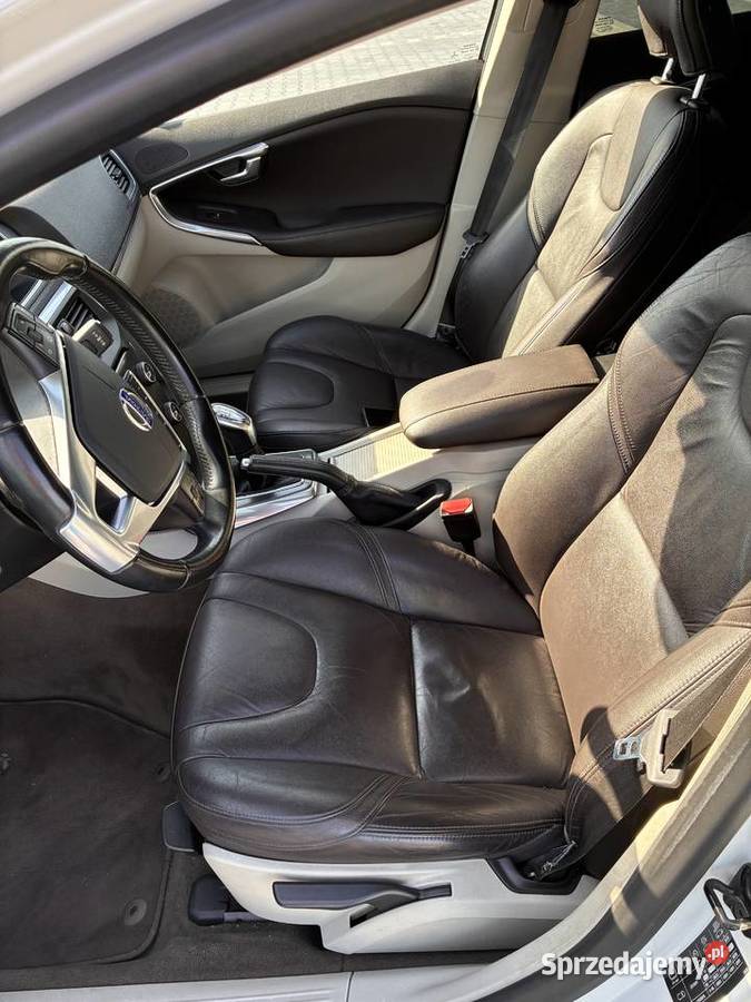 Volvo V40 16 HDi D2 2012 Summum Imielin