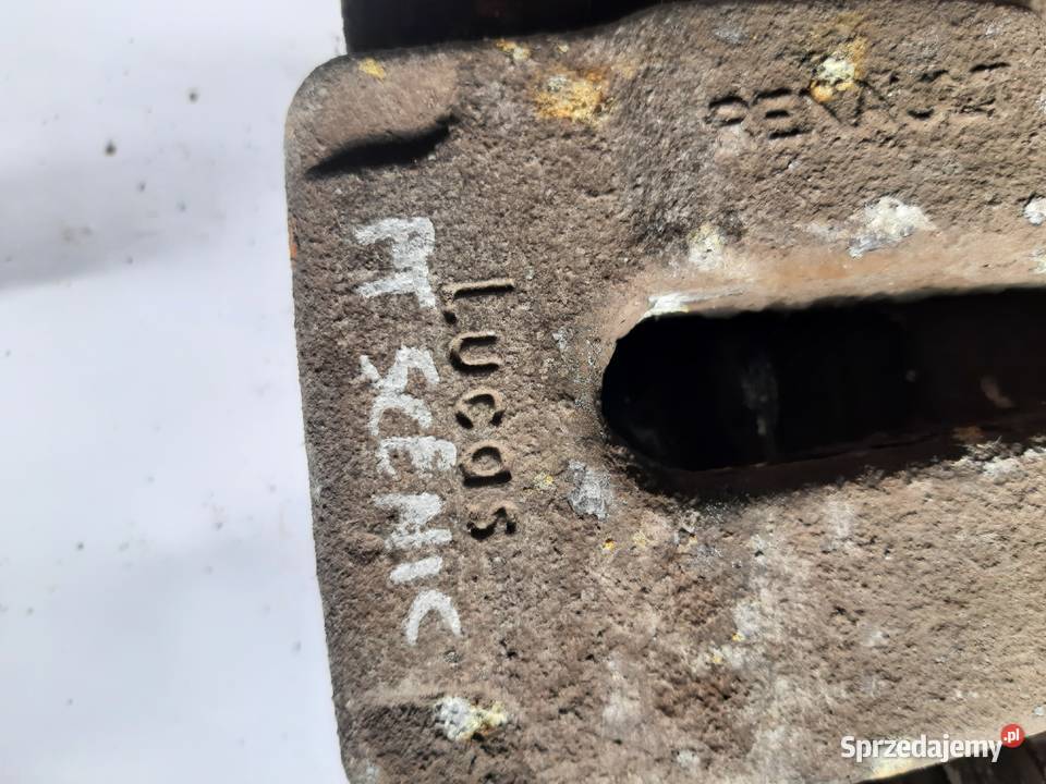 Renault Scenic 1 zacisk hamulcowy prawy tylny osobowe Ksawerów sprzedam