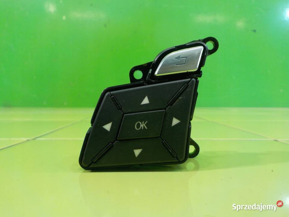 MERCEDES A W176 AMG 12r HB 5D przelaczniki Suków