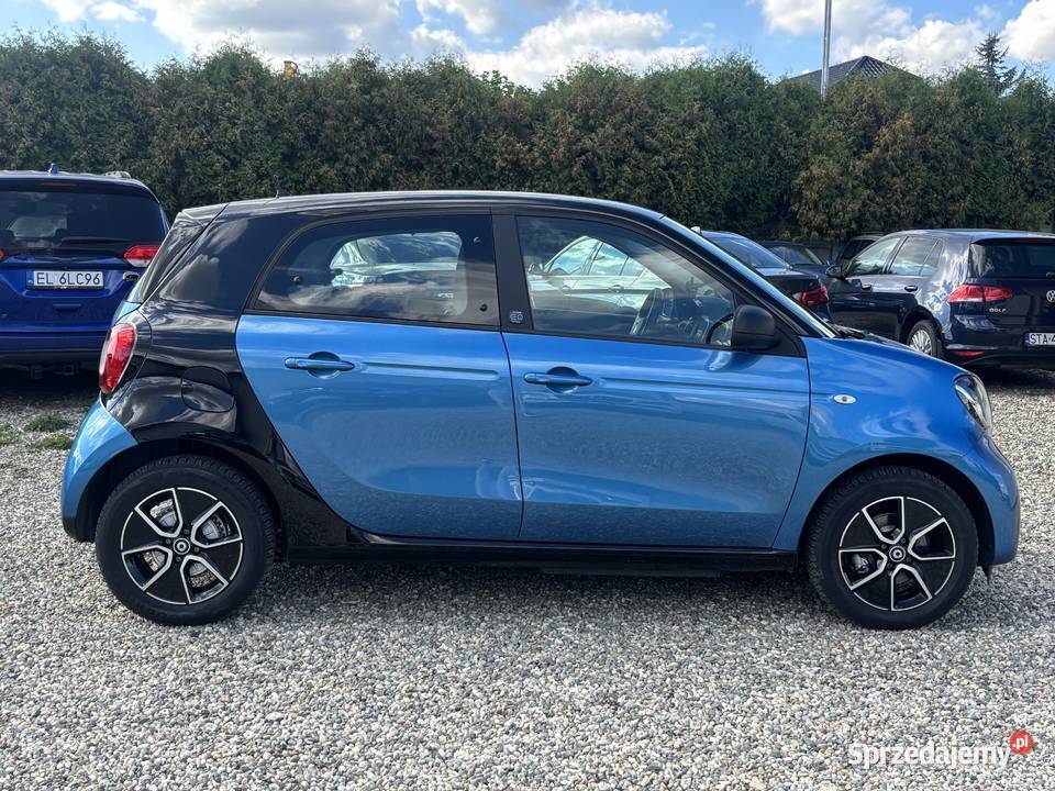 Smart EQ Forfour 2020r GWARANCJA światła przeciwmgielne