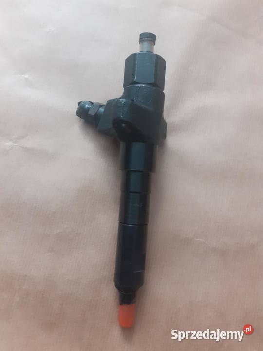 Wtryskiwacz H1F300106 STAR ciężarowe Dębica