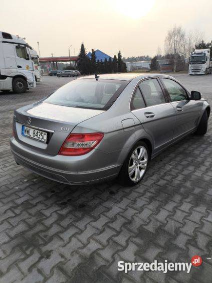 Samochód Mercedes