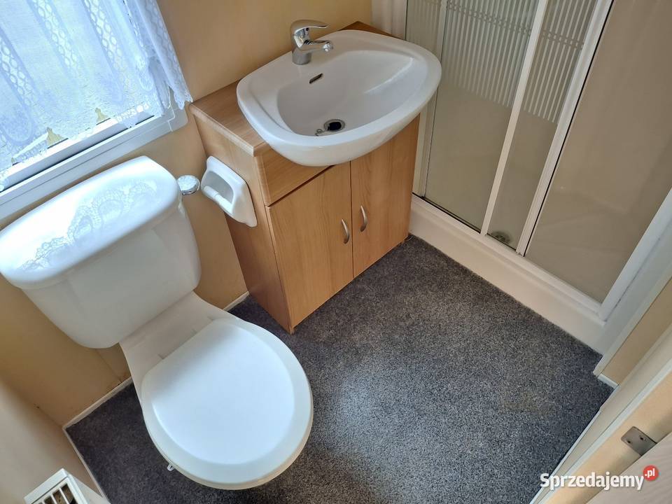 SPRZEDAM DOMEK HOLENDERSKI CAŁOROCZNY OKNA Poznań