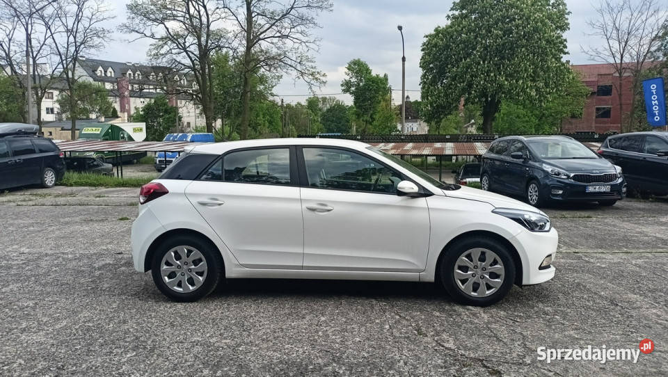 Hyundai i20 pierwszy właściciel niski przebieg nieuszkodzony