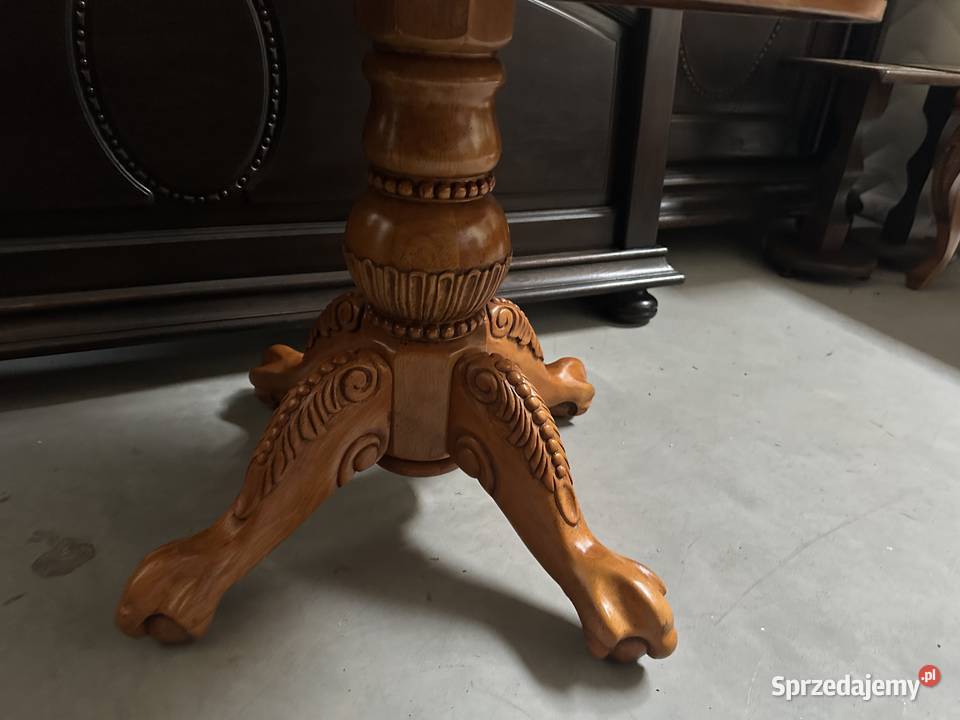 Piękny stylowy drewniany stolik ż intarsjami Sławoszewek