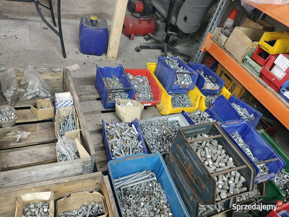 Śruby nakrętki podkładki 10zl sprzedam