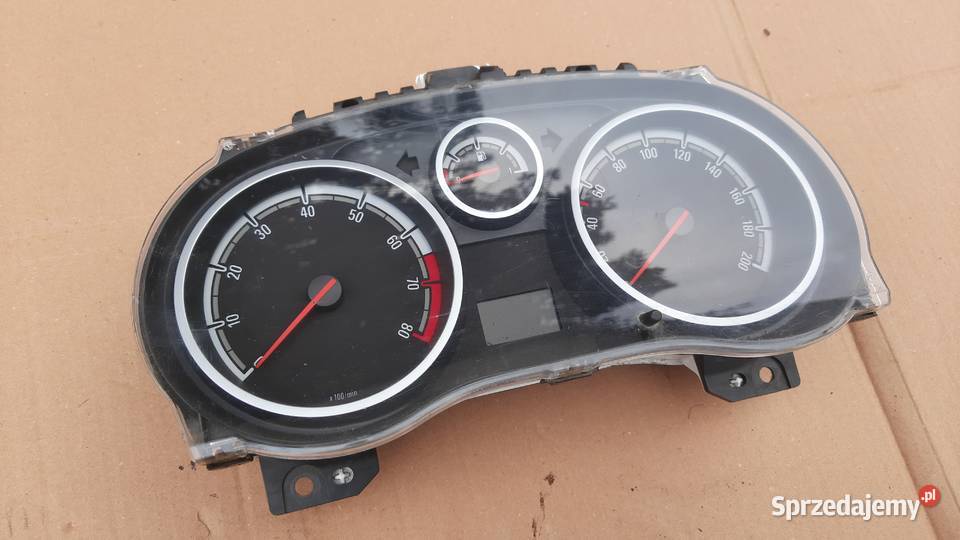 licznik OPEL CORSA D P0013285375 12 14 benz osobowe Dębno