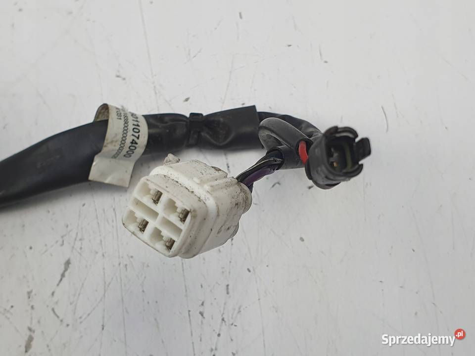 PRAWY PRZEŁĄCZNIK ZAPŁONU KTM Duke 790 1824