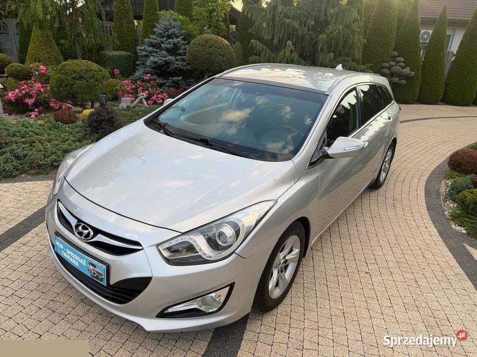Hyundai i40 17 CRDi Comfort 116 2013r Możliwa manualna