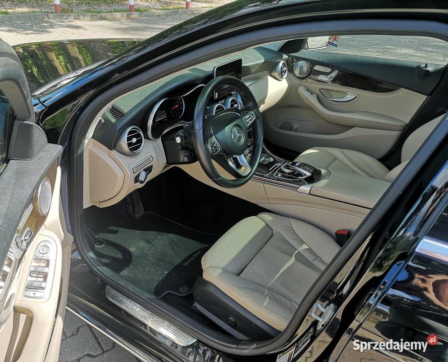 Piękne W205 C300 ABS Łódź