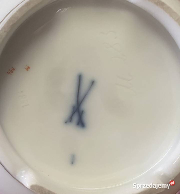 Bomboniera porcelanowa z ręczną florystyczną mazowieckie Warszawa