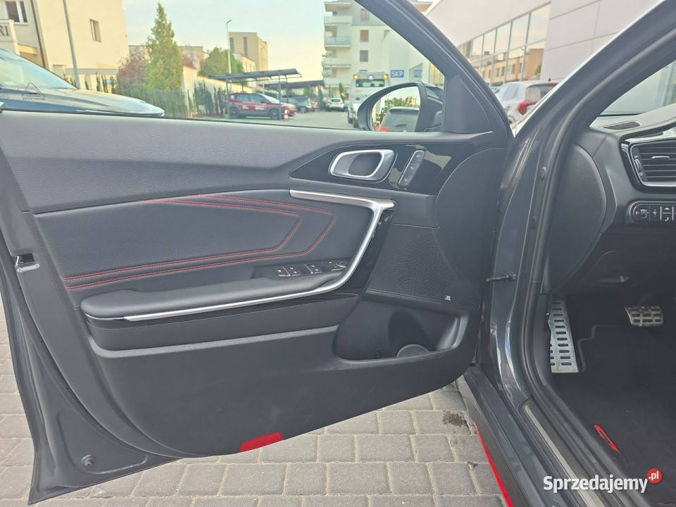 Kia Proceed FV23GTAutomat16 TGDI 204pierwszy
