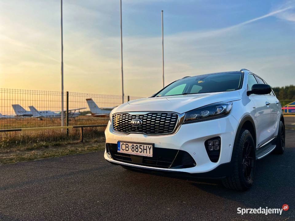 Kia Sorento bezwypadkowa niski przebieg salon i