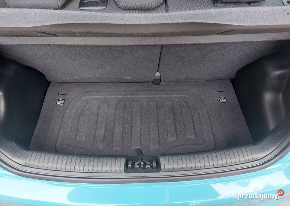 Hyundai i10 świeżo sprowadzon 2014 rejestracja manualna Motoryzacja Sieradz