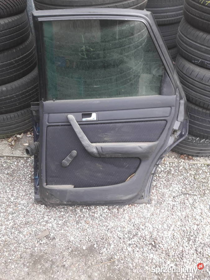 DRZWI PRAWE PRAWY TYŁ TYLNE AUDI 80 B4 łódzkie Ozorków
