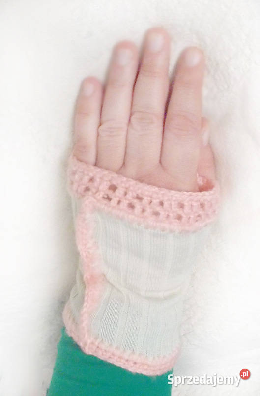 pastelowe mitenki różowo kremowe mitenki jasne warmińsko-mazurskie Olsztyn