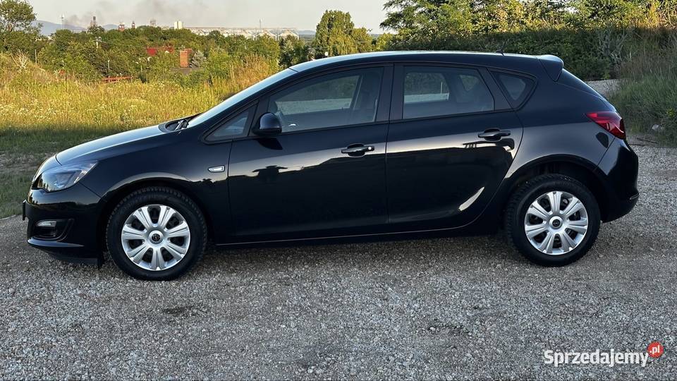 Opel Astra J 14 100 Klima Tempomat Nowy Rozrząd klimatyzacja
