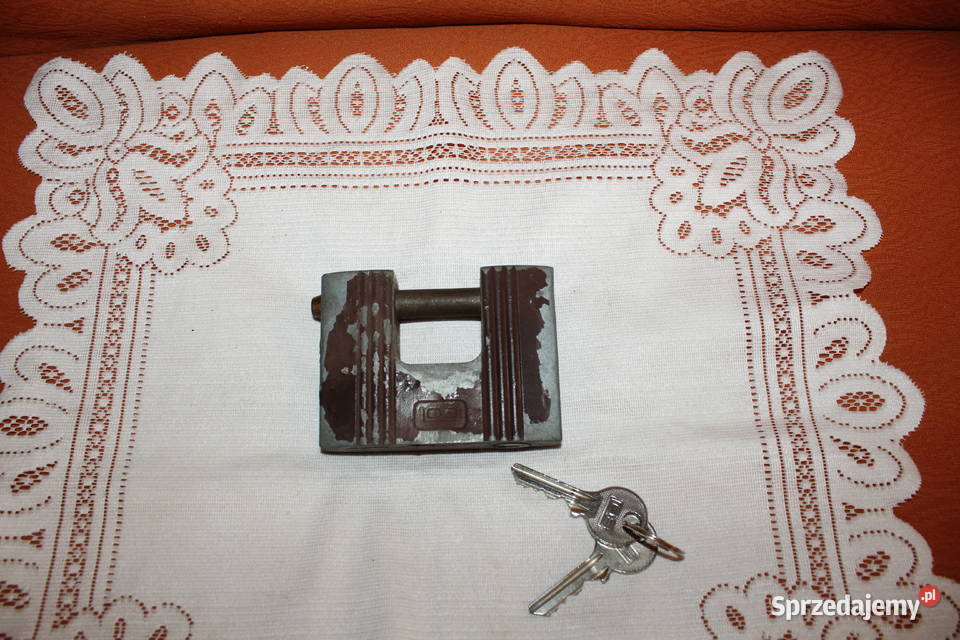 Stara kłódka garażowa sprawna czasy PRL Chorzów