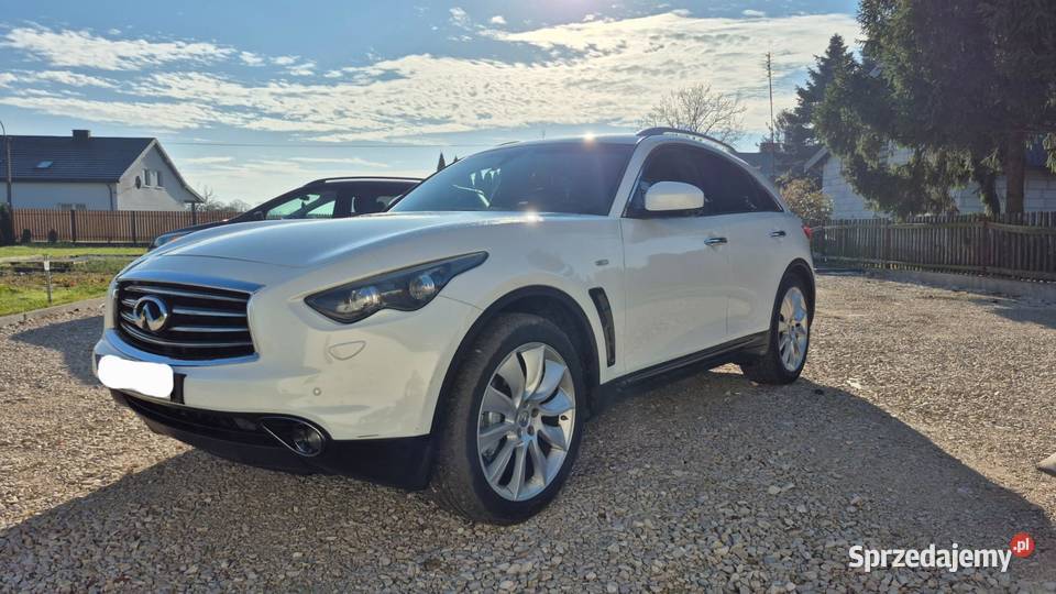 Infiniti QX70s