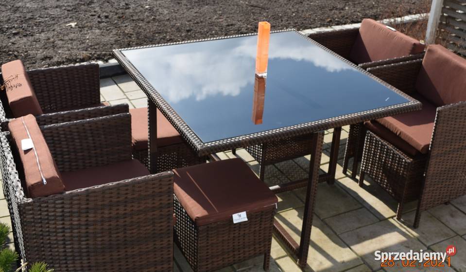 ogród zestaw tulipan 8 osob 4 foteli 4 puf brąz małopolskie Bosutów