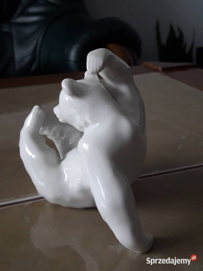 Porcelanowy niedżwiedz KPM Berlin Janów Lubelski