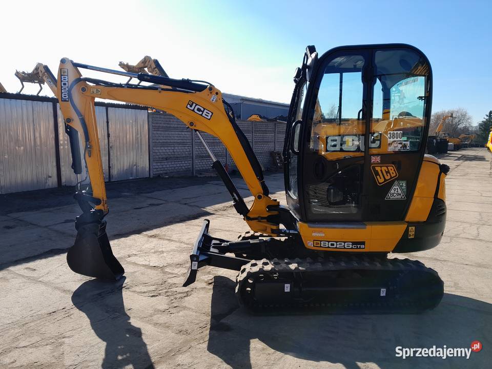 KOPARKA GĄSIENICOWA 28 TONY JCB CAT VOLVO Rok produkcji 2021
