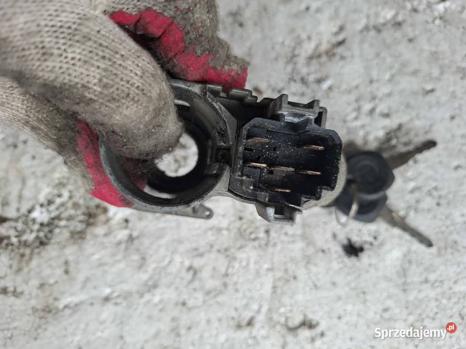 Stacyjka Z Kluczykiem Volkswagen Passat B4 osobowe Wisznice