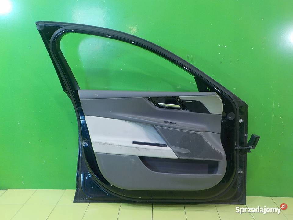 JAGUAR XE 20 D 15r SEDAN 4D drzwi lewe przod Karoseria mazowieckie Suków
