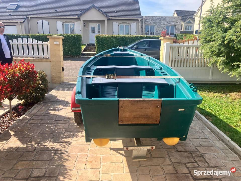 łudka wędkarska z przyczepą