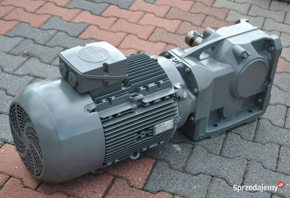 Motoreduktor kątowy 15kw 75obrmin Siemens Kargowa