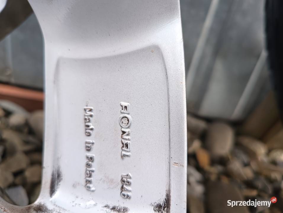 Sprzedam komplet felgi aluminiowe opony małopolskie