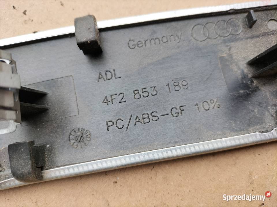 LISTWA OZDOBNA DESKI ROZDZIELCZEJ AUDI A6 C6 Kamień-Kolonia