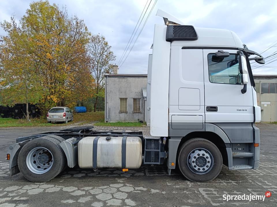 MERCEDES Actros MP 3 1844 Euro 5 2011 biały Ciągniki siodłowe Brzostek