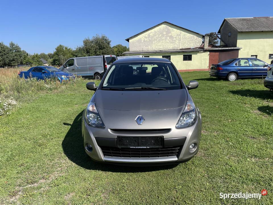 ŁADNE CLIO 12b