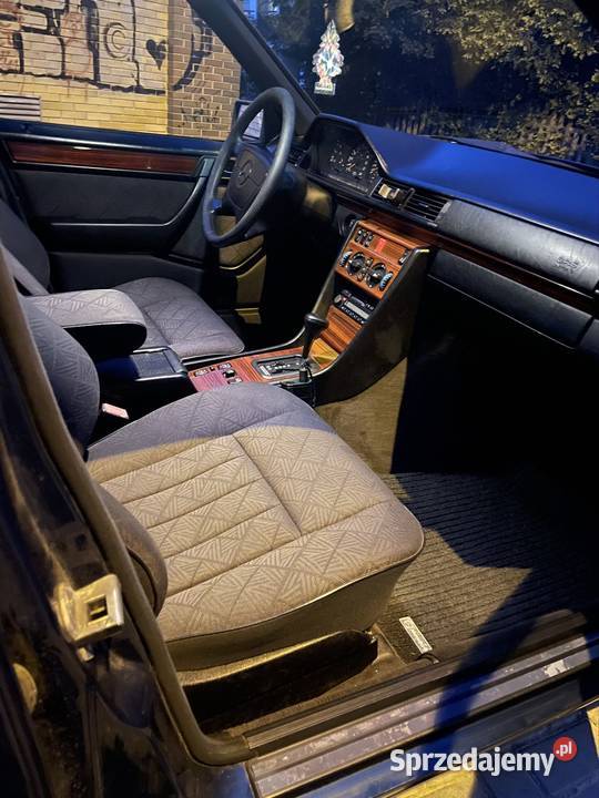 Mercedes w124 E220 kombi benzyna gaz 401900km W124 Lublin