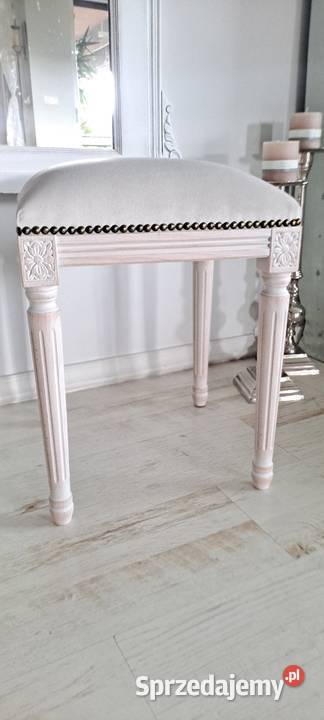 Stylowa pufa podnóżek stołektaboret Shabby Chic Szczecin