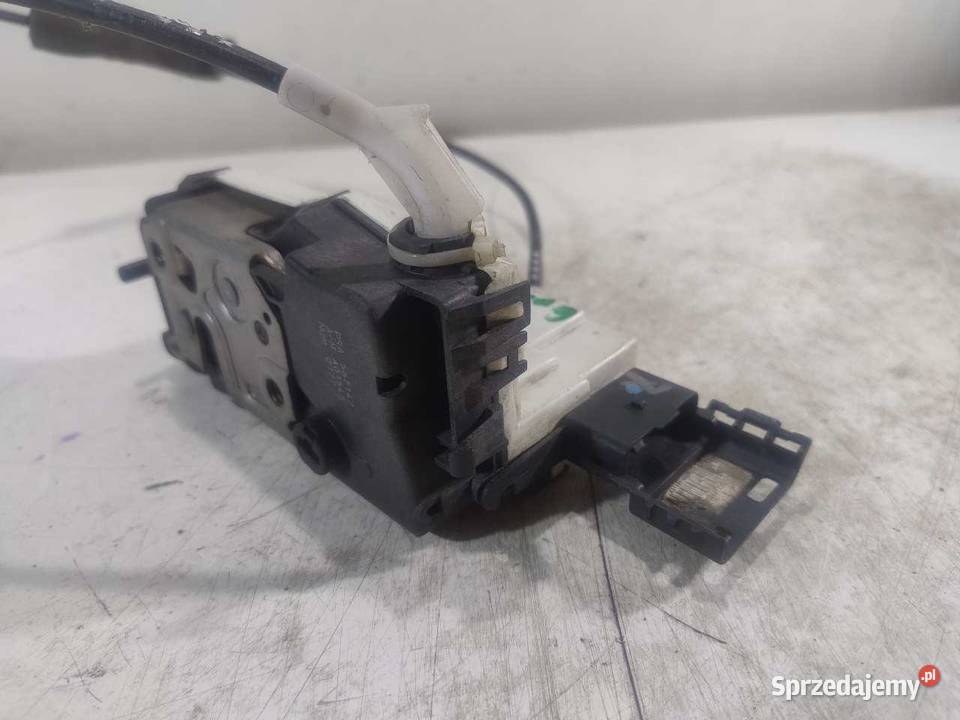 ZAMEK DRZWI PRAWY PRZÓD PEUGEOT 308 T7 6 PIN