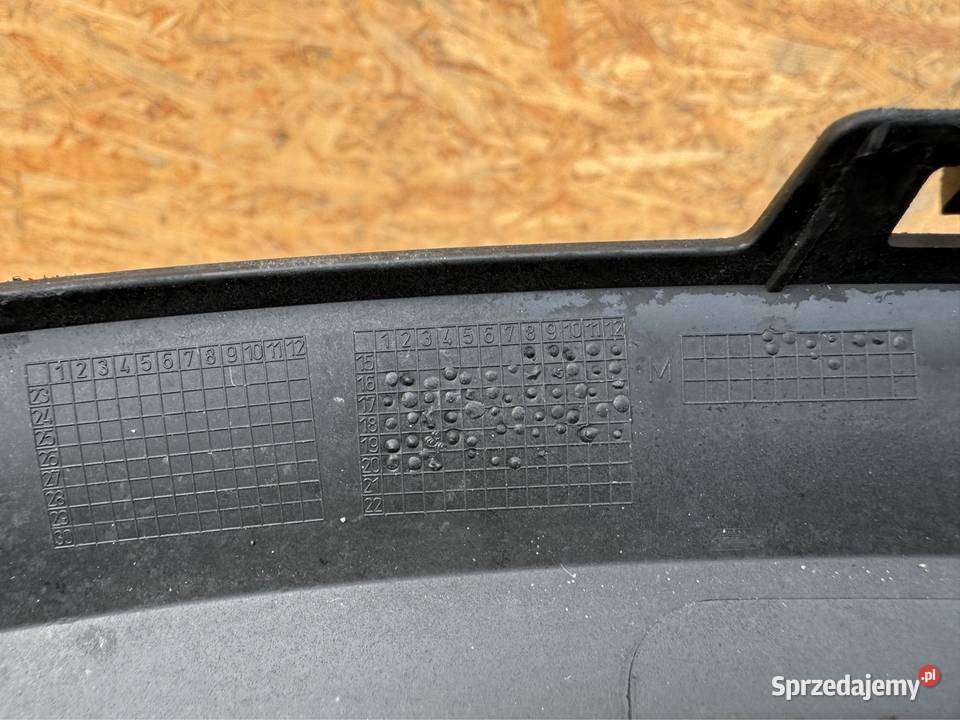 Listwa błotnika tył prawa rh MercedesBenz GLC wielkopolskie Sieraków