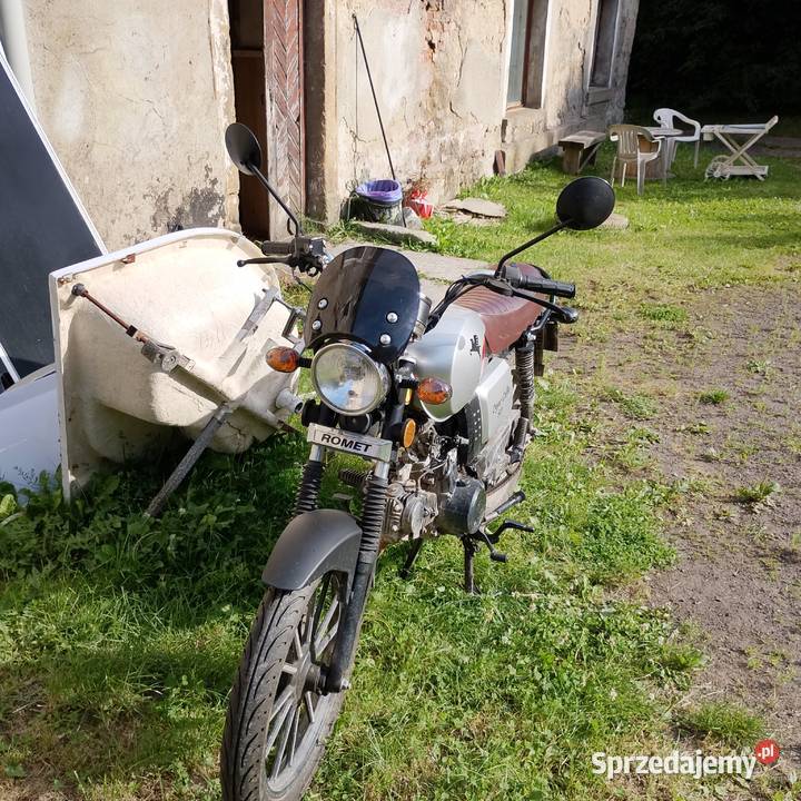SYNDYK SPRZEDA MOTOROWER ROMET CAFFE 50 Głuszyca Górna sprzedam
