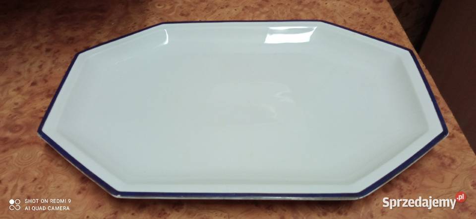 Duży talerz deserowy 39 na 33 sprzedam Akcesoria kuchenne