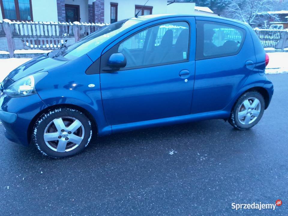 Toyota Aygo 10 Benzyna Klima Stan Dwie sztuki Hutki sprzedam