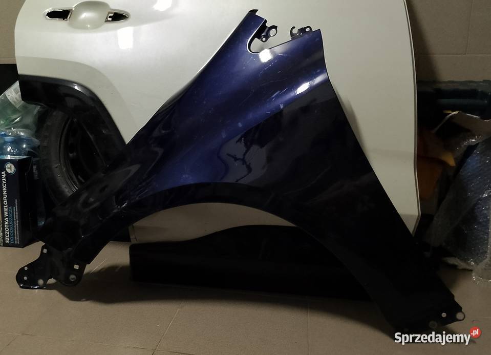 Błotnik lewy przód przedni toyota corolla e21 Rzeszów
