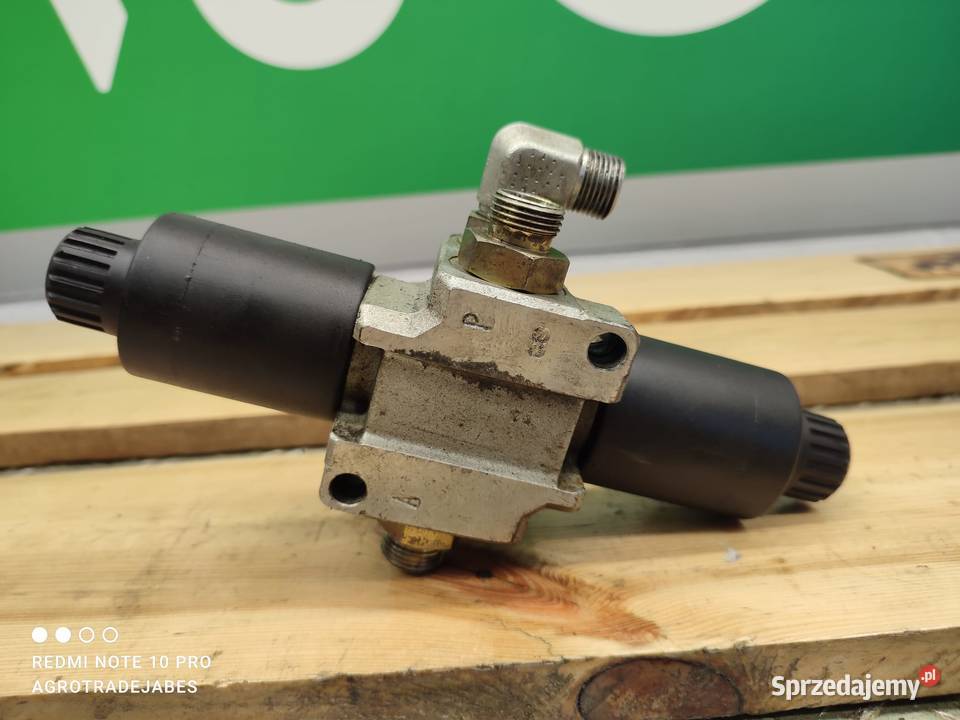 Elektrohydrauliczy zawór kierunkowy R 933000023