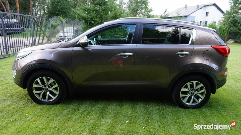 Kia Sportage Bogata wersja Polski salon III relingi dachowe